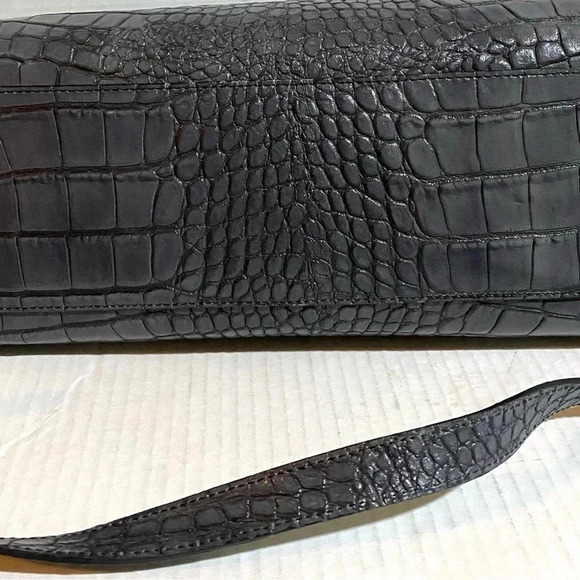 Claudia Firenze embossed crocodile handbag - Picture 3 of 10